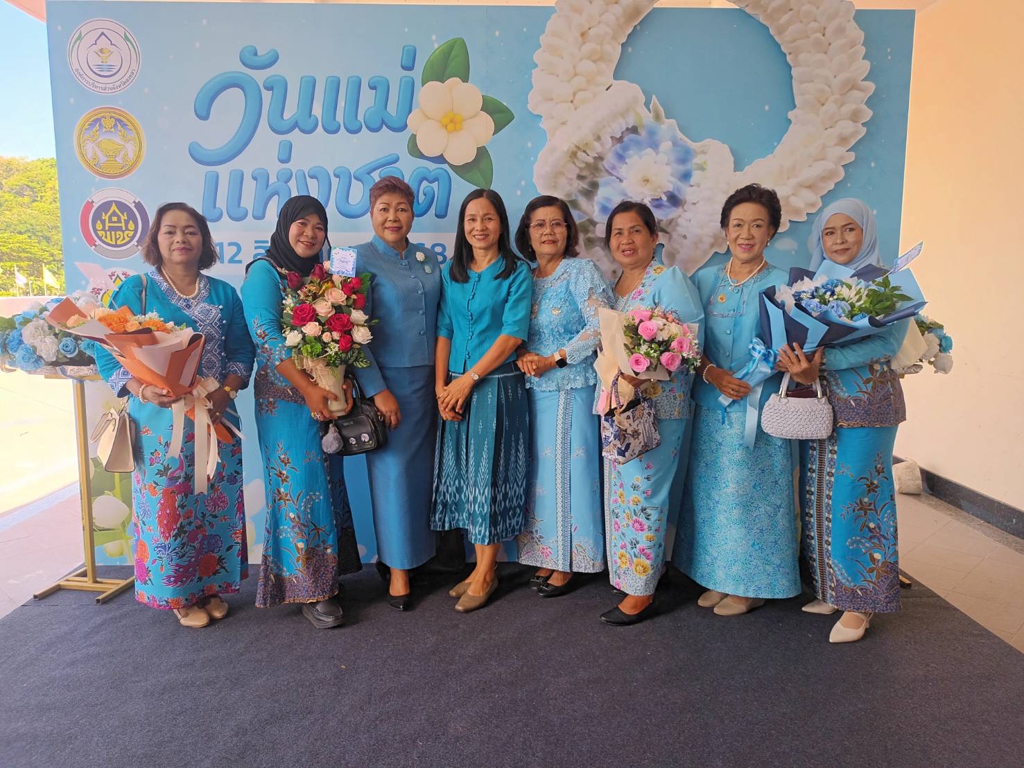 ?พช.สะเดา ร่วมงานวันแม่แห่งชาติ 2568 63 เทิดพระเกียรติสมเด็จพระนางเจ้าสิริกิติ์ พระบรมราชินีนาถ พระบรมราชชนนีพันปีหลวง  เชิดชูเกียรติ“แม่ตัวอย่างดีเด่น” จังหวัดสงขลา